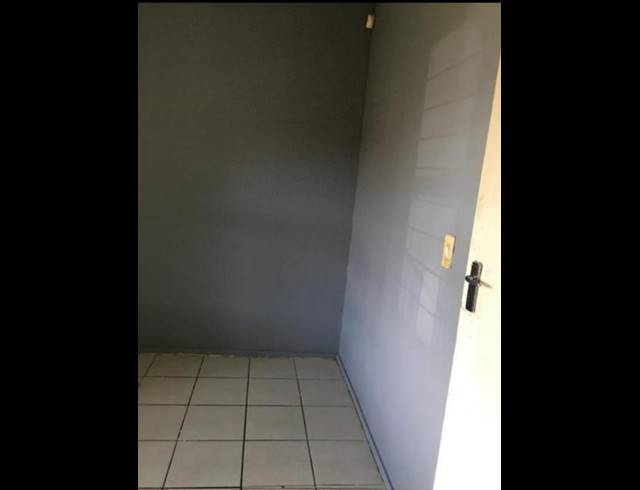 2 BEDROOM PROPERTY TO RENT IN BLOUBOSRAND